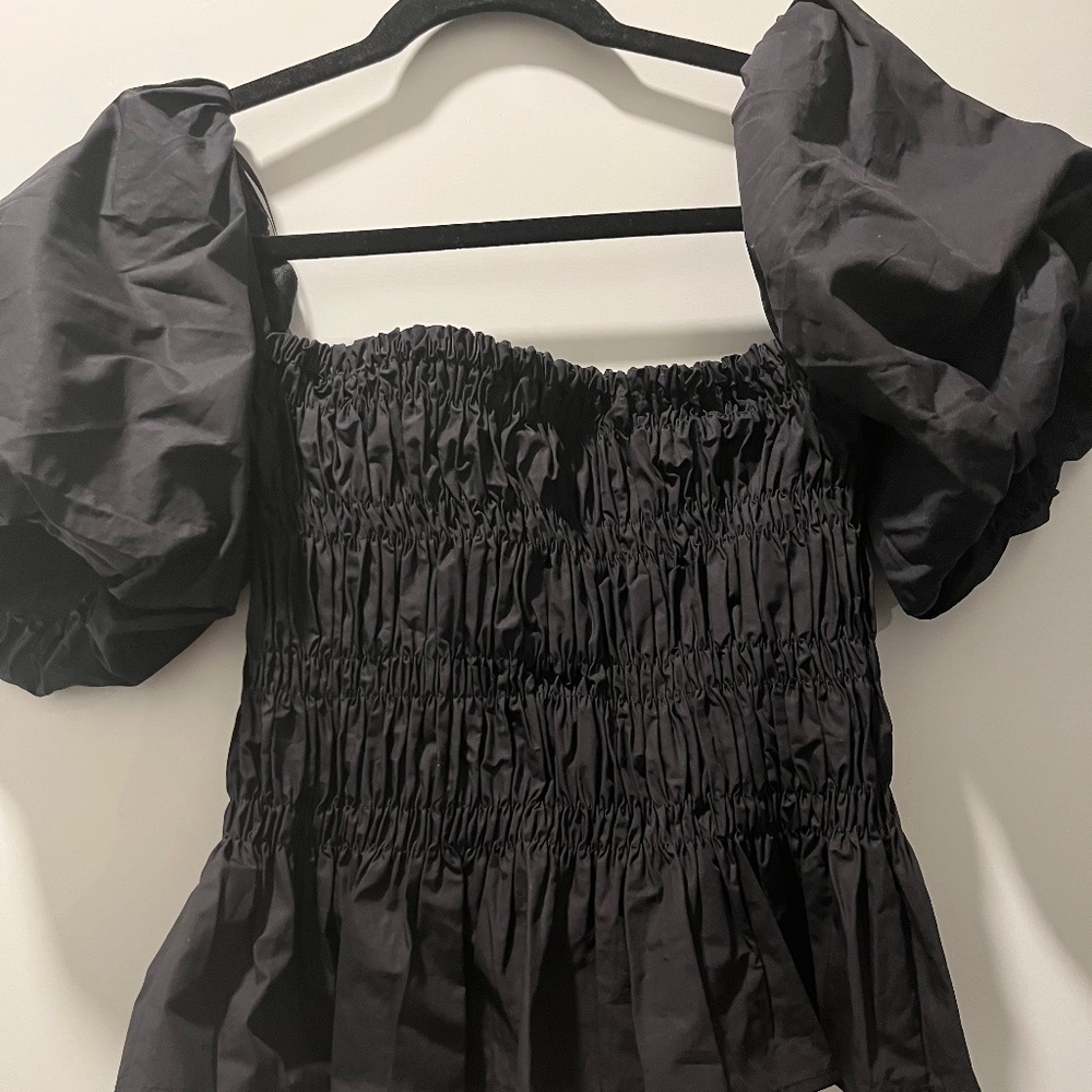 ASTR- Puff sleeve, smocked top